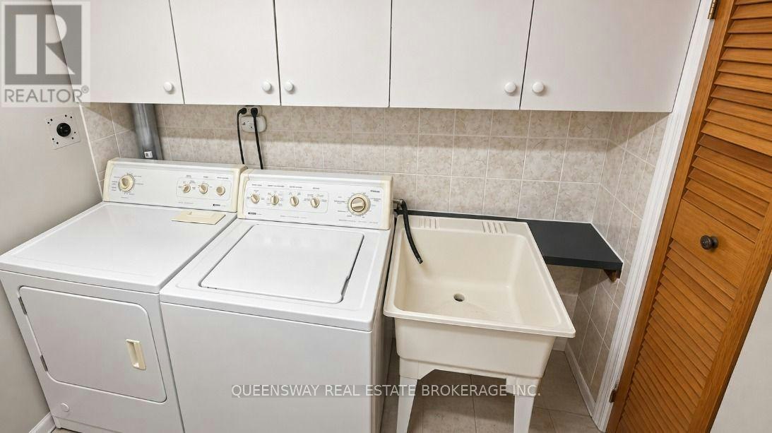 147 Bonham Boulevard, Mississauga, ON, L5M 1C9 - 13