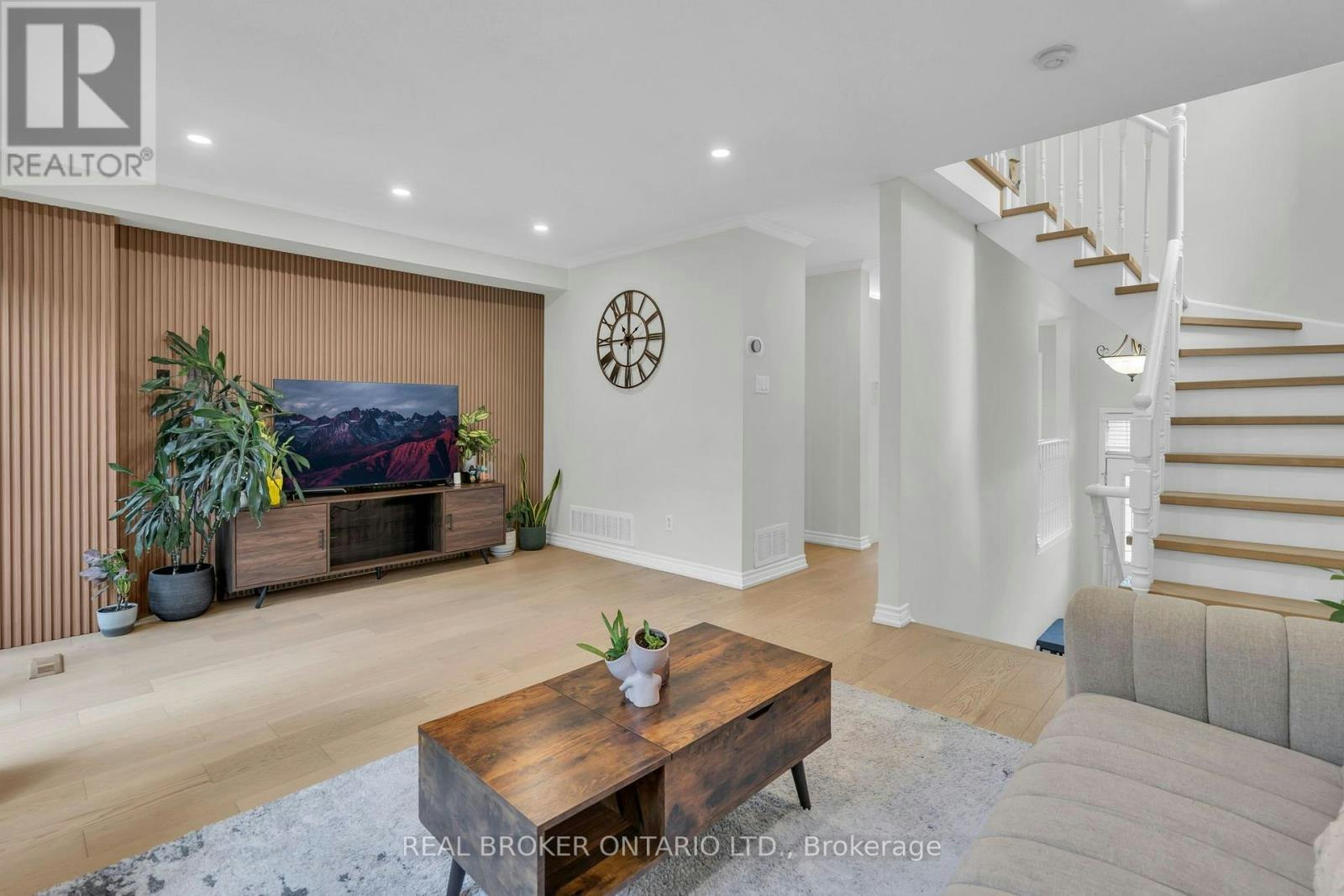 565 Bondi Avenue, Newmarket, ON, L3Y 8R5 - 9