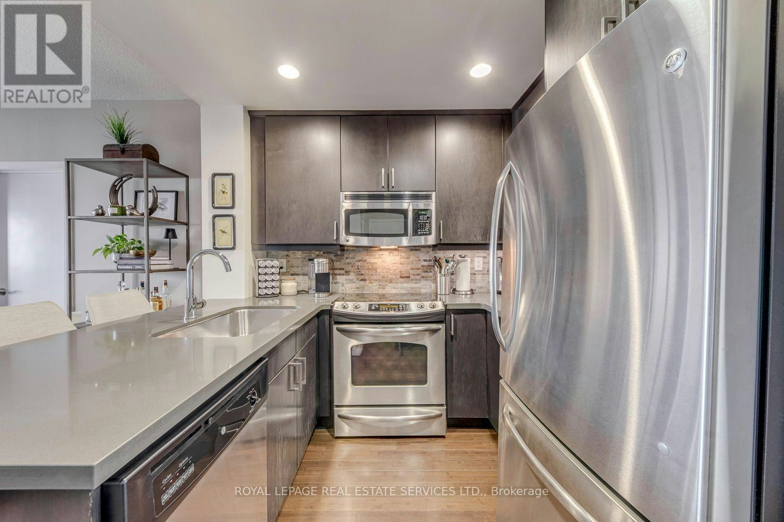 513-551 Maple Avenue, Burlington, ON, L7S 1M7 - 9