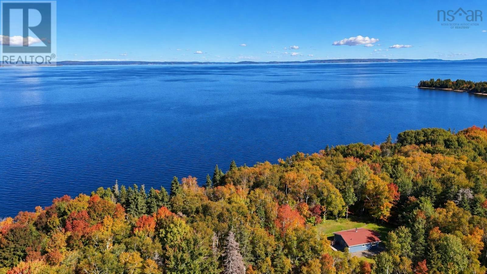 5735 Bay Road West, Roberta, NS, B0E 3K0
