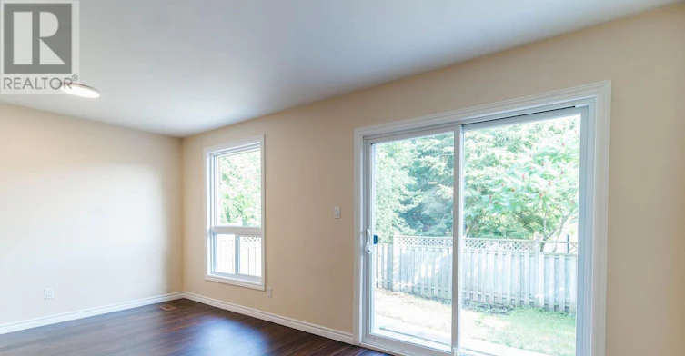 1553 Norwill Crescent, Oshawa, ON, L1G 7V1 - 4