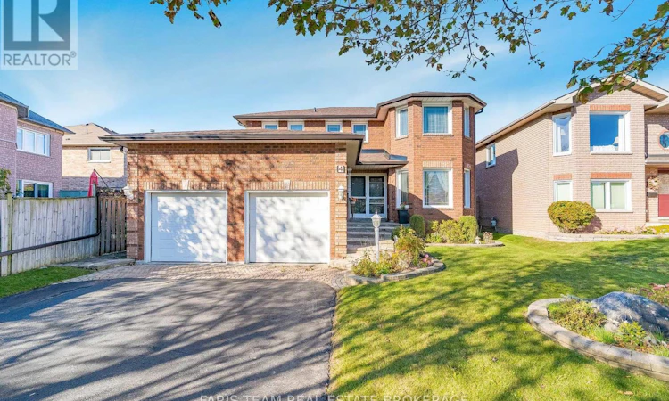 4 O'shaughnessy Crescent