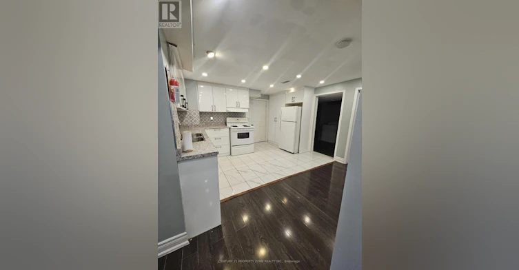 4473 Marshdale Court, Mississauga, ON, L5M 4G2 - 2