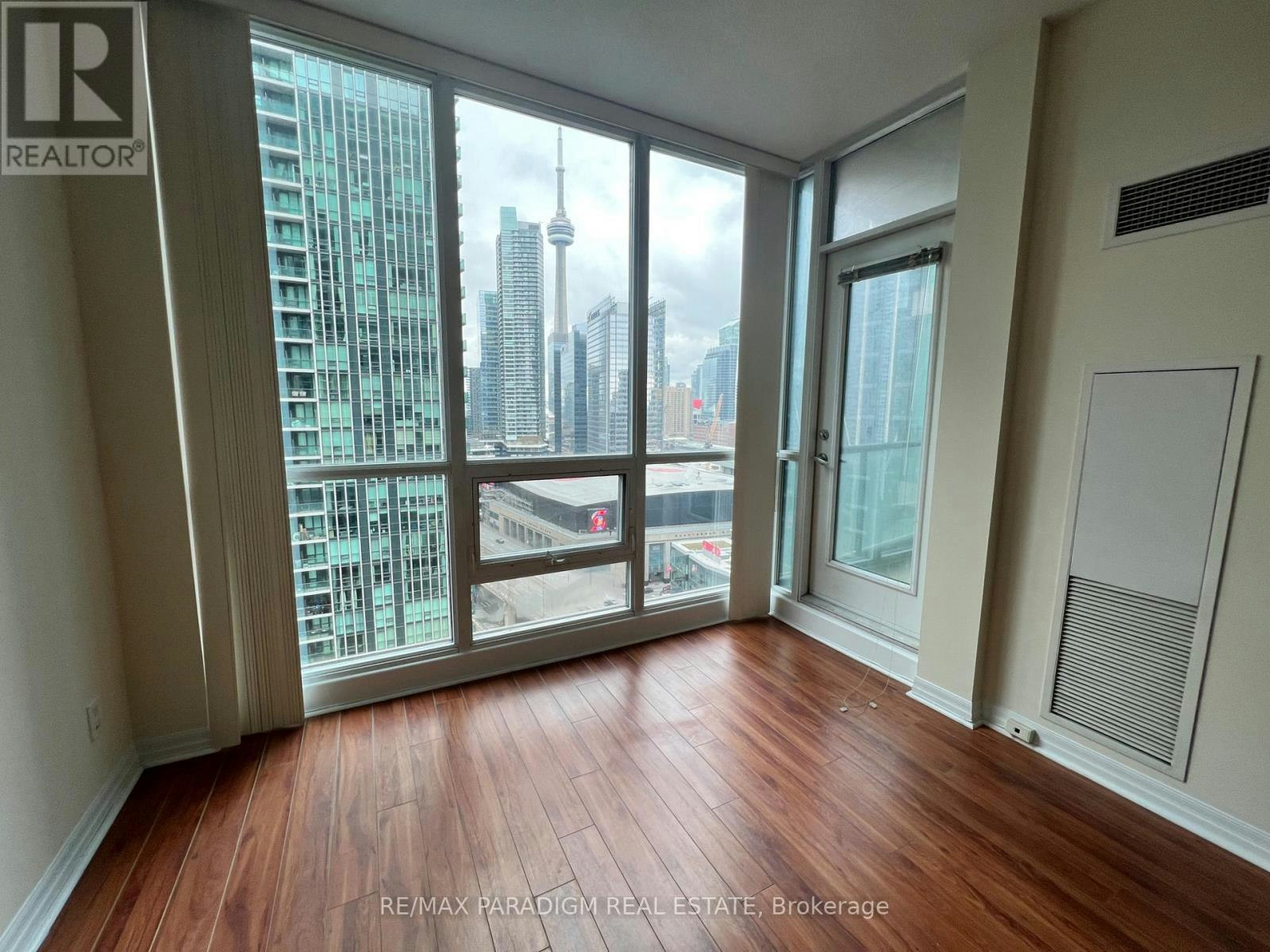 2213-16 Yonge Street, Toronto, ON, M5E 2A1 - 7