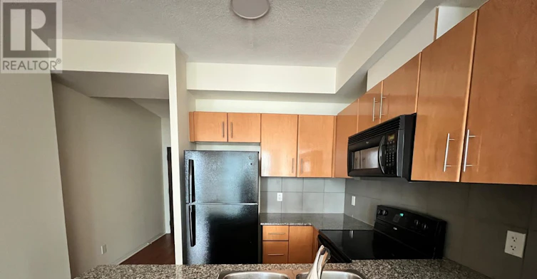 2213-16 Yonge Street, Toronto, ON, M5E 2A1 - 5