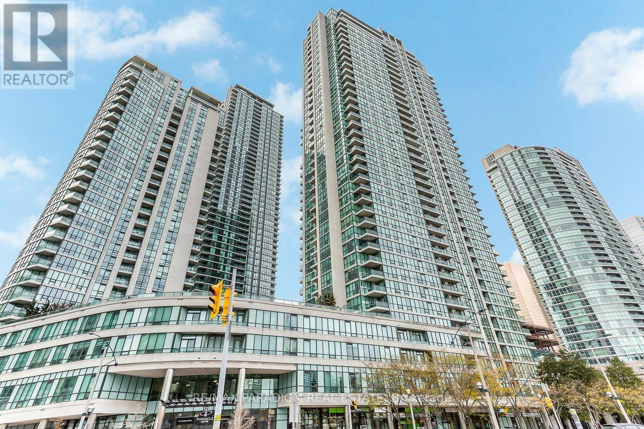 2213-16 Yonge Street, Toronto, ON, M5E 2A1