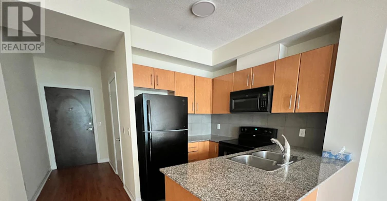 2213-16 Yonge Street, Toronto, ON, M5E 2A1 - 4