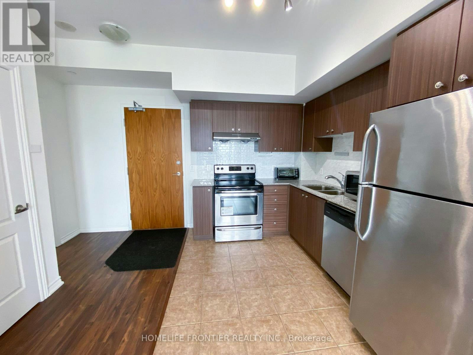 1025-8323 Kennedy Road, Markham, ON, L3R 5W7 - 3
