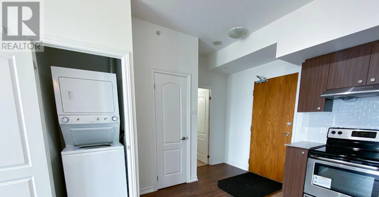 1025-8323 Kennedy Road, Markham, ON, L3R 5W7 - 9