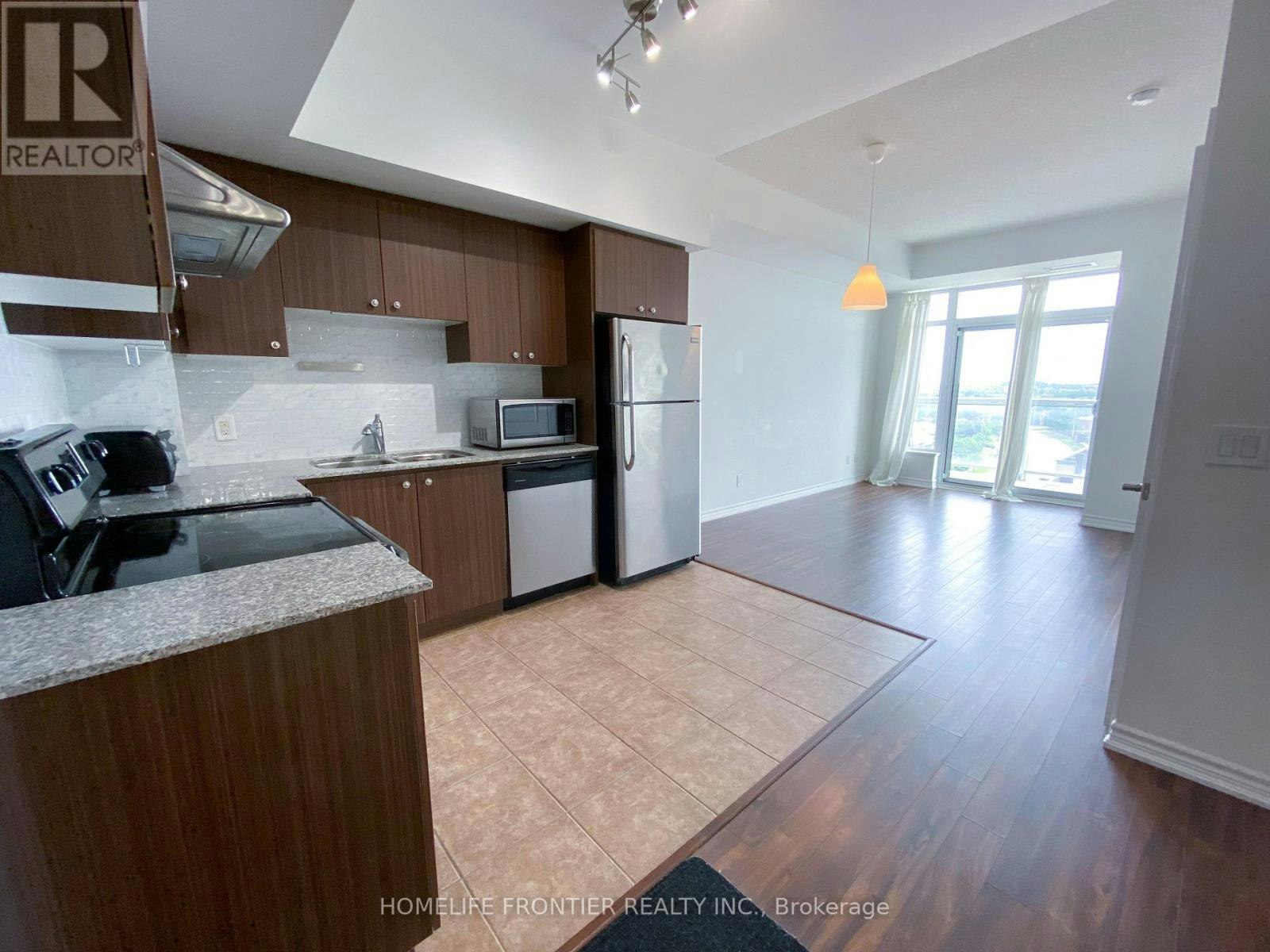 1025-8323 Kennedy Road, Markham, ON, L3R 5W7 - 4