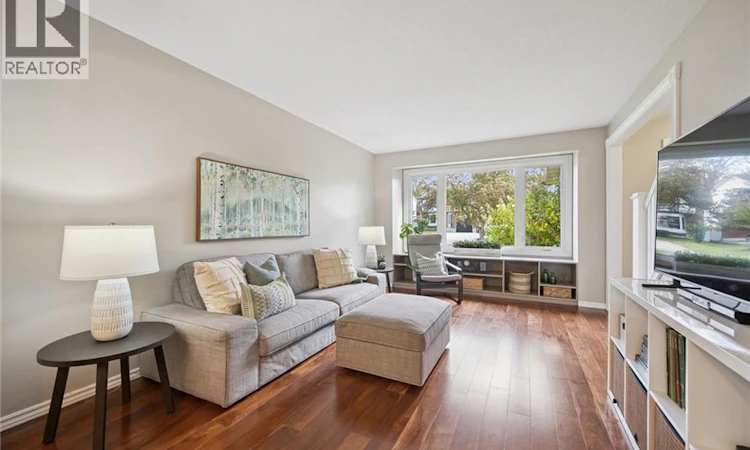 143 Hillbrook Crescent