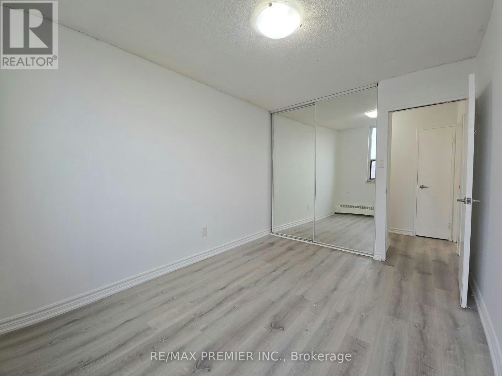 3390 Weston Road, Toronto, ON, M9M 2X3 - 13