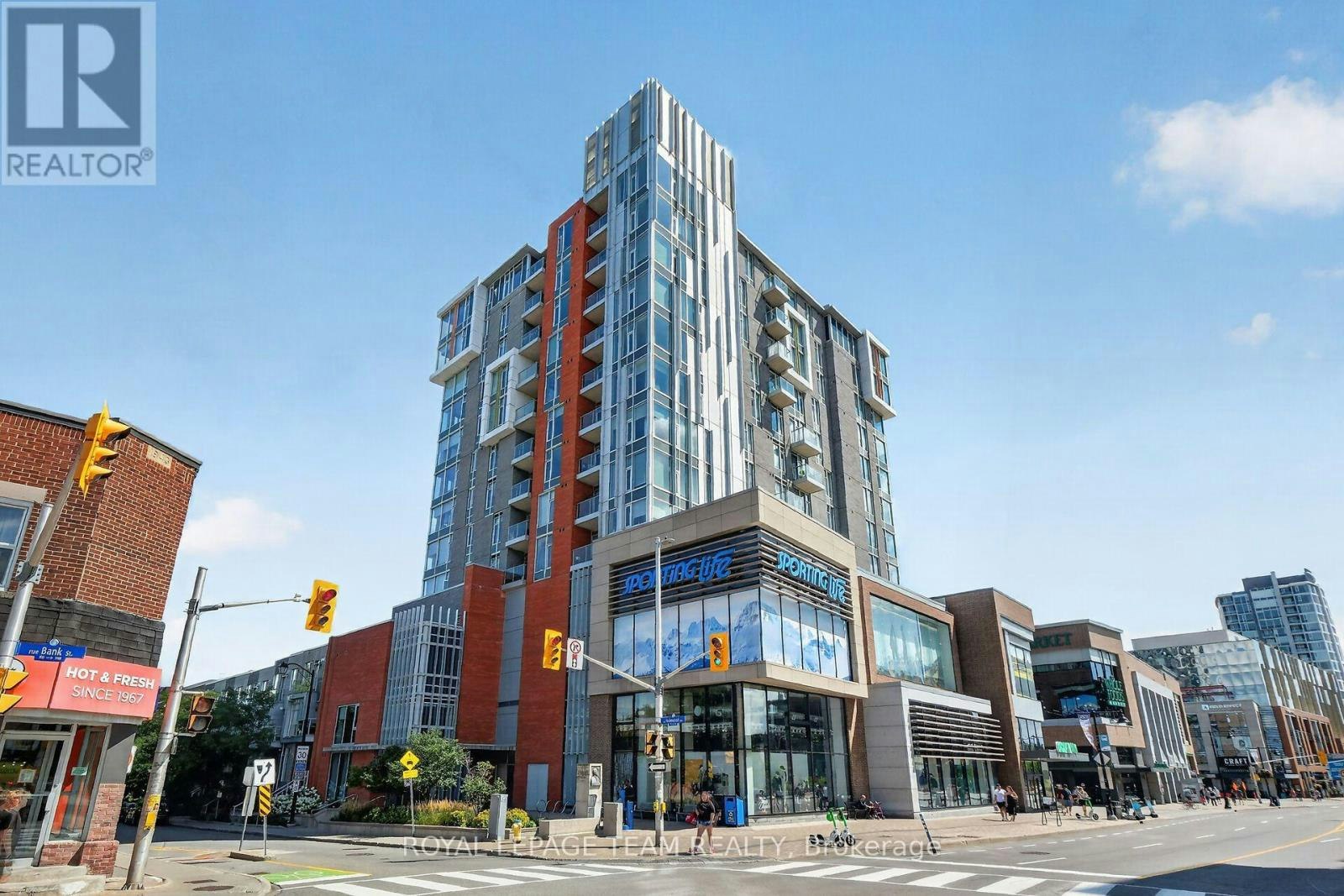 1102-118 Holmwood Avenue, Ottawa, ON, K1S 5J5