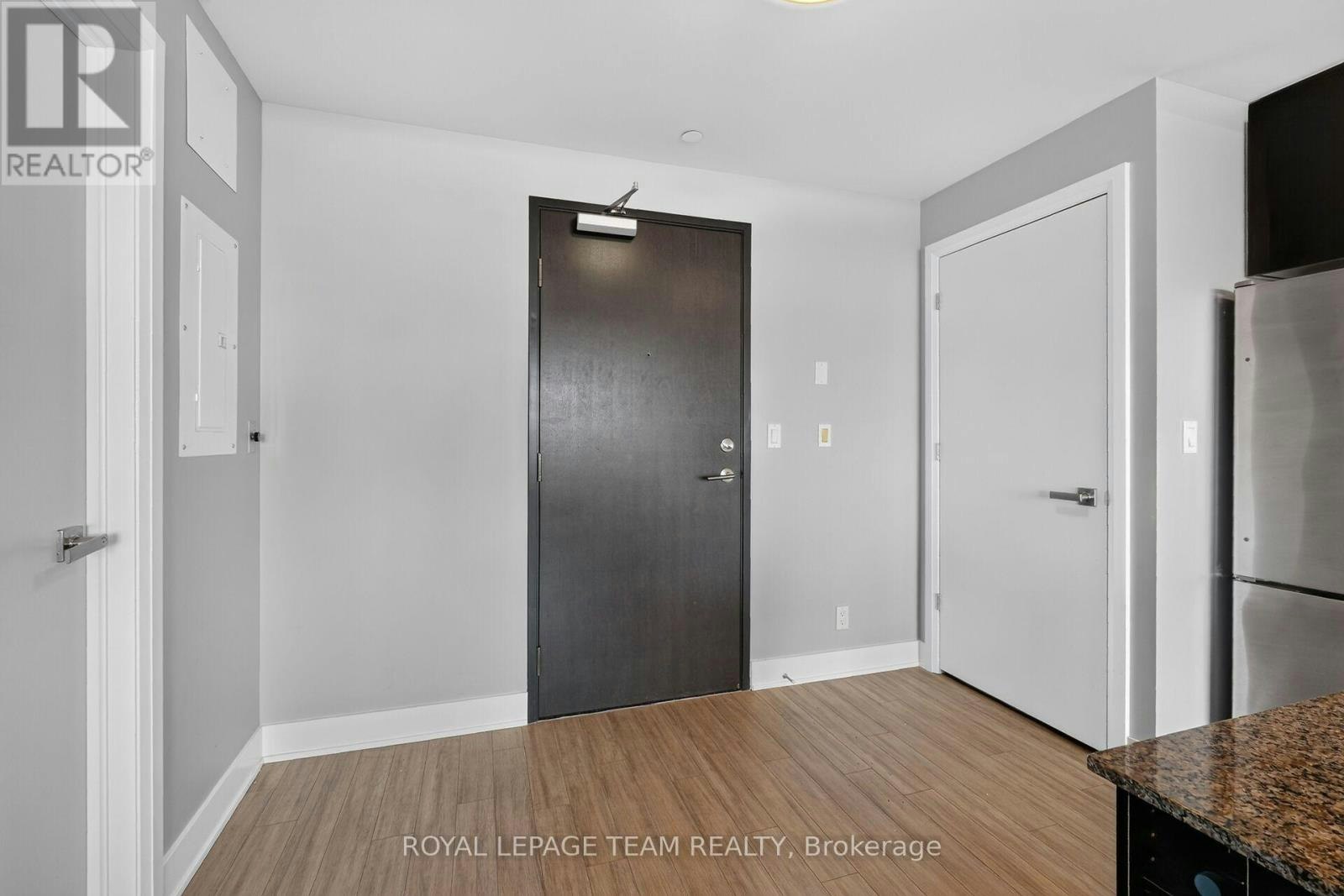 1102-118 Holmwood Avenue, Ottawa, ON, K1S 5J5 - 5