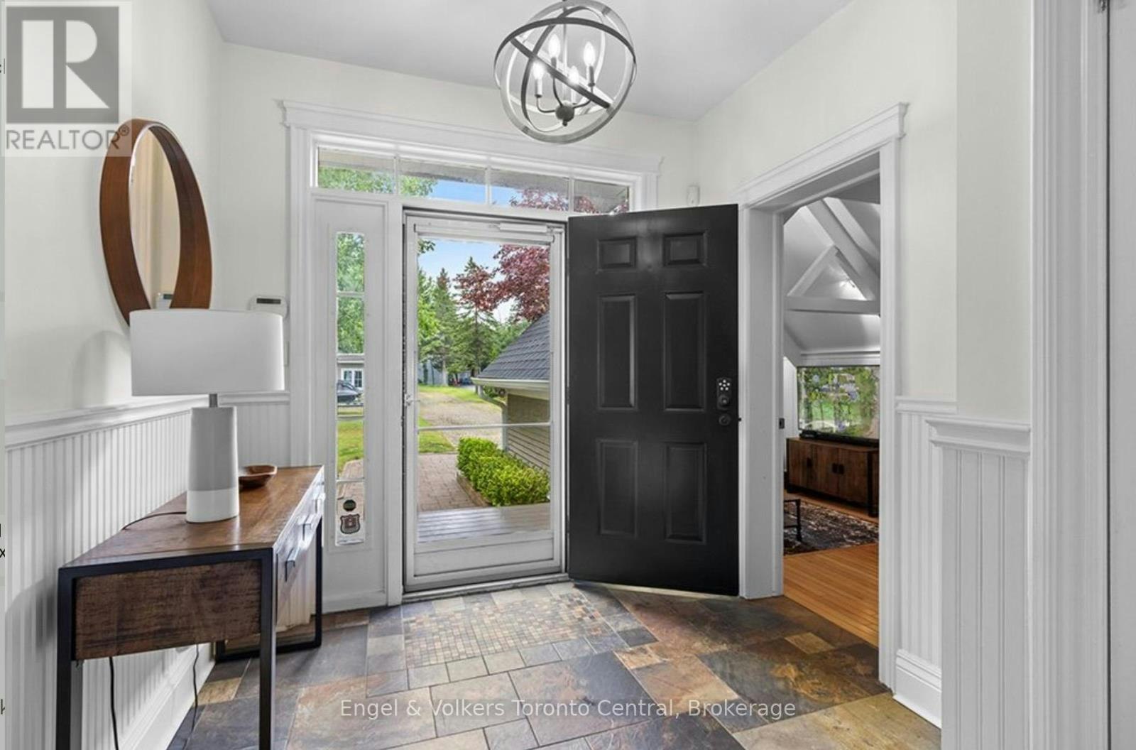 63 Georgian Manor Drive, Collingwood, ON, L9Y 5P4 - 5