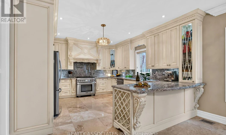 128 Coalbrook Court
