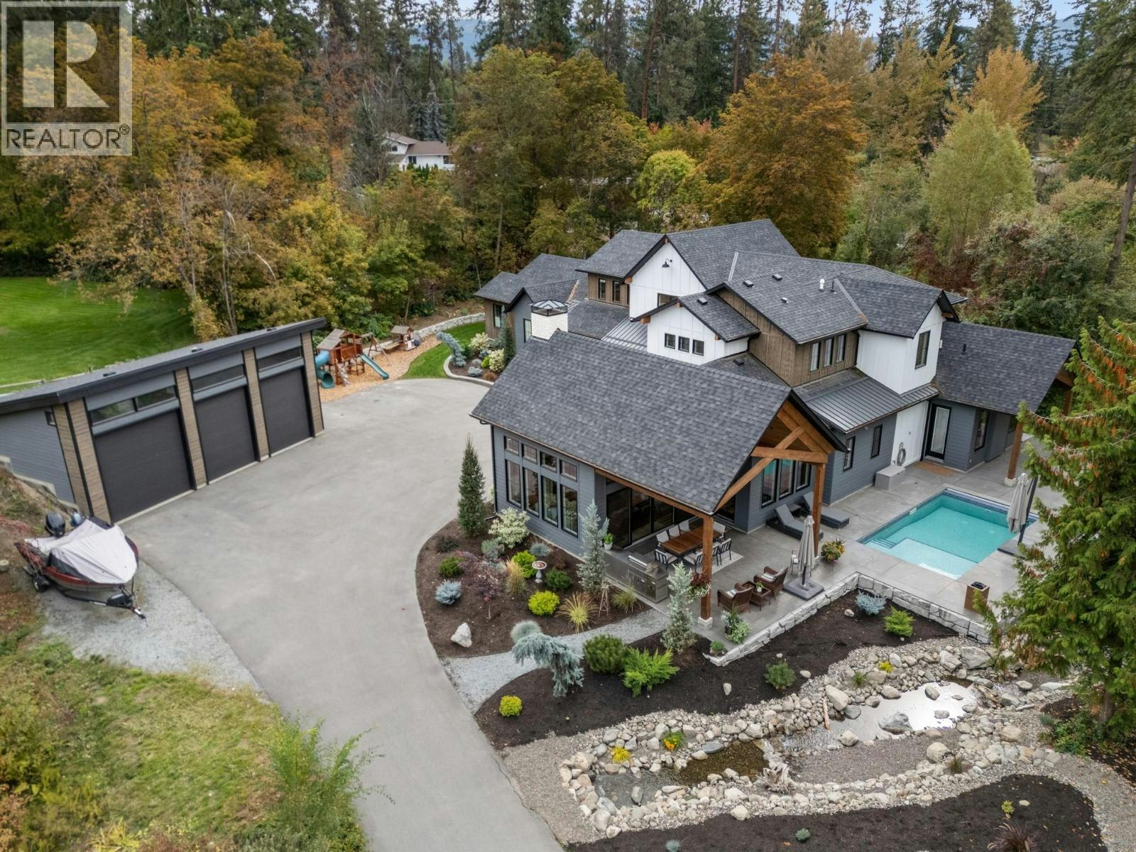 2475 Maquinna Road, Kelowna, BC, V1W 2R9