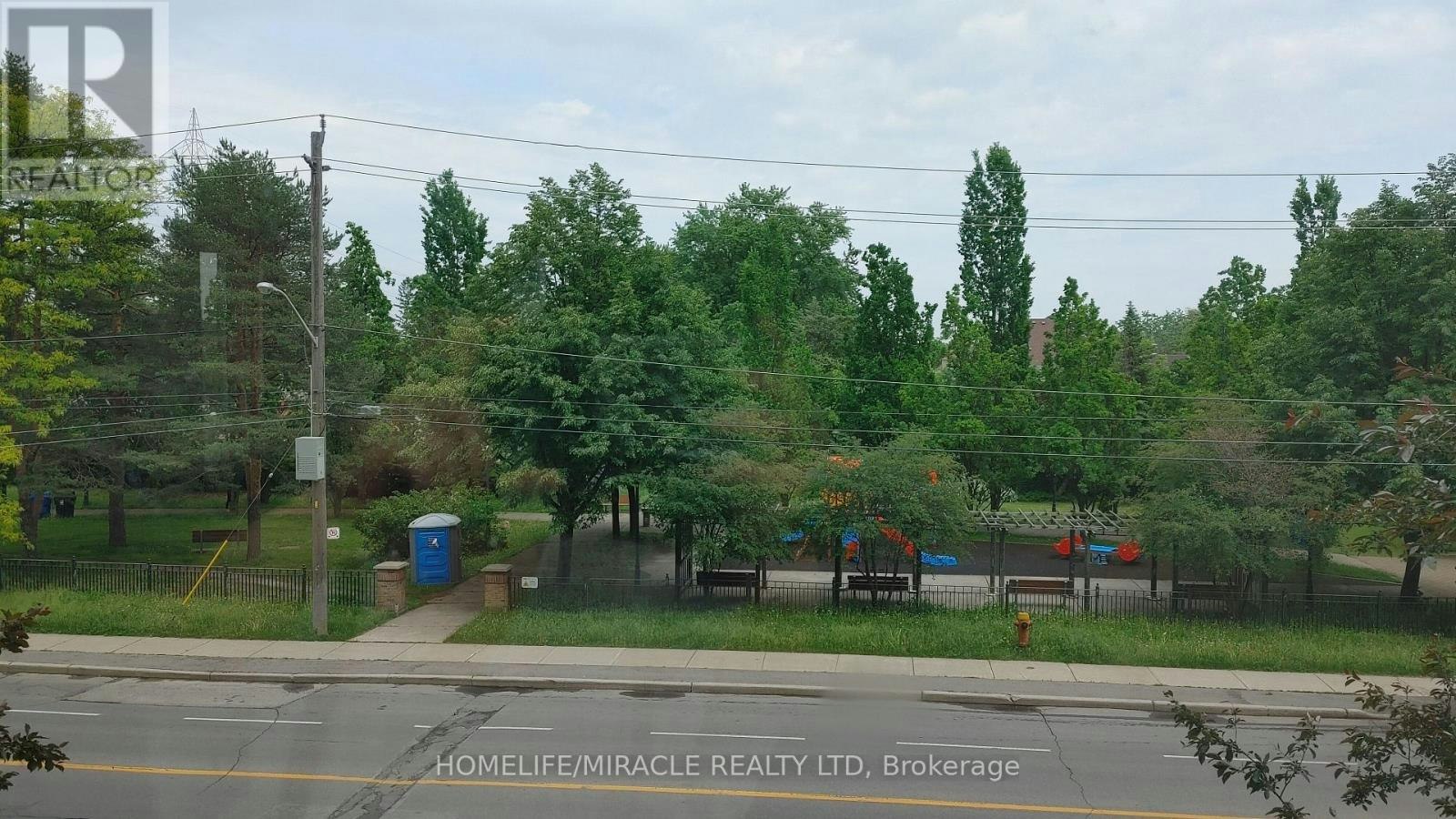 306-18 Pemberton Avenue, Toronto, ON, M2M 4K9 - 10