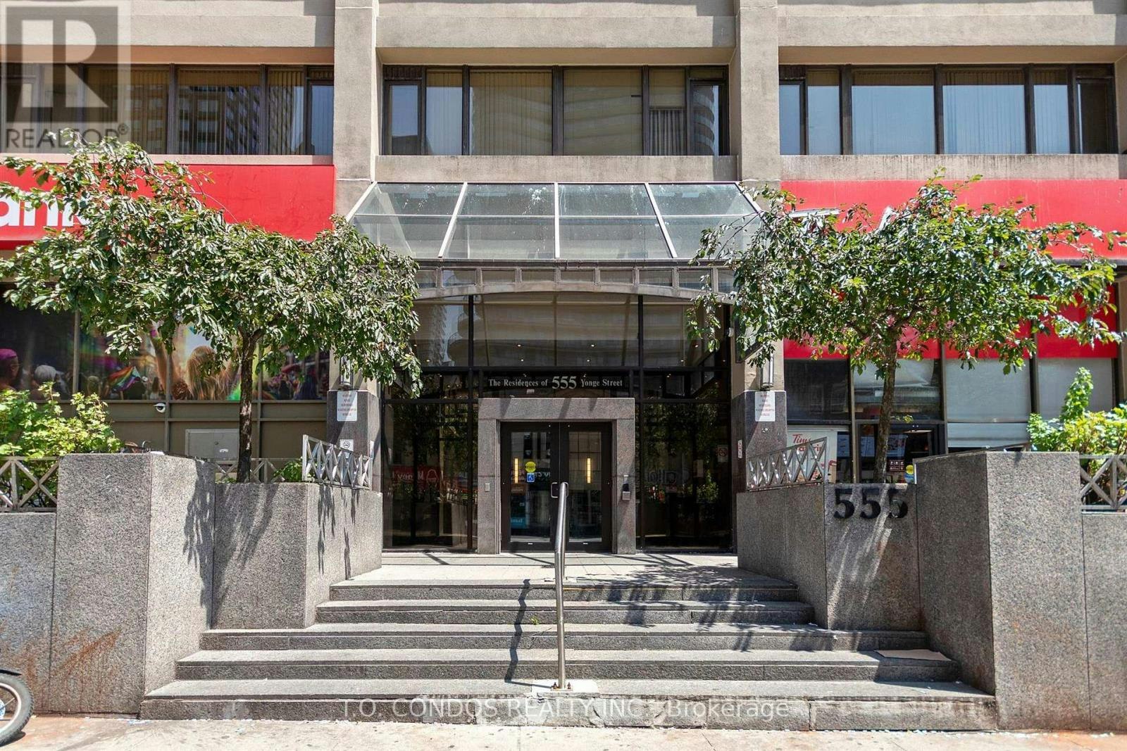 304-555 Yonge Street, Toronto, ON, M4Y 3A6 - 3