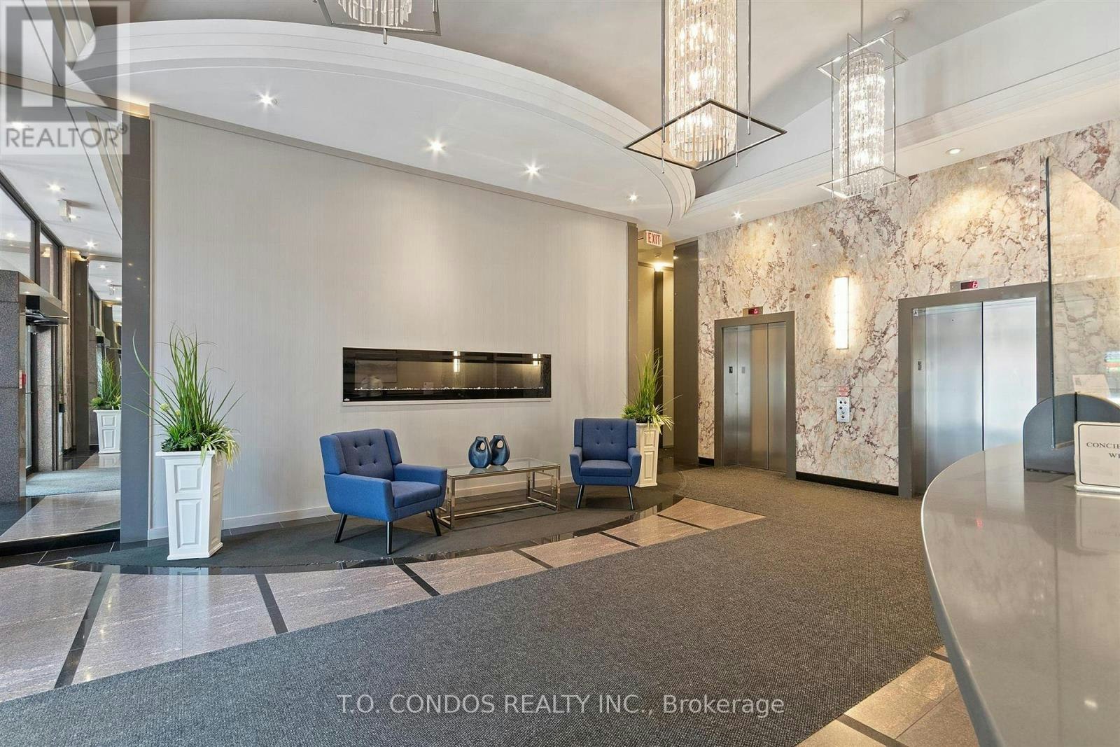 304-555 Yonge Street, Toronto, ON, M4Y 3A6 - 4