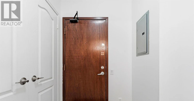 304-555 Yonge Street, Toronto, ON, M4Y 3A6 - 8