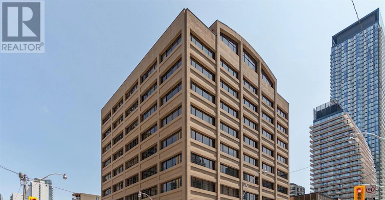 304-555 Yonge Street, Toronto, ON, M4Y 3A6