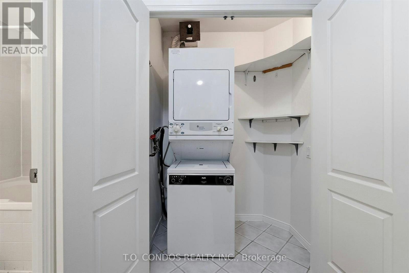 304-555 Yonge Street, Toronto, ON, M4Y 3A6 - 22