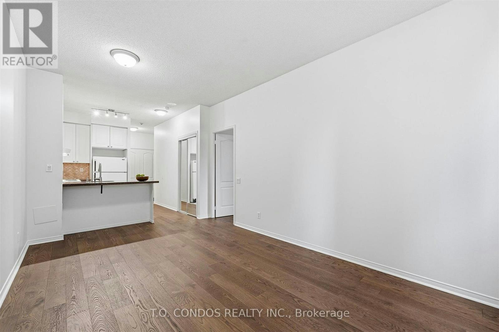 304-555 Yonge Street, Toronto, ON, M4Y 3A6 - 15