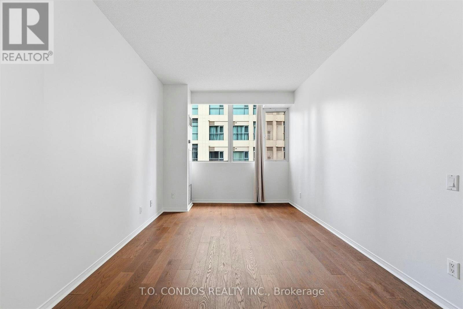 304-555 Yonge Street, Toronto, ON, M4Y 3A6 - 18