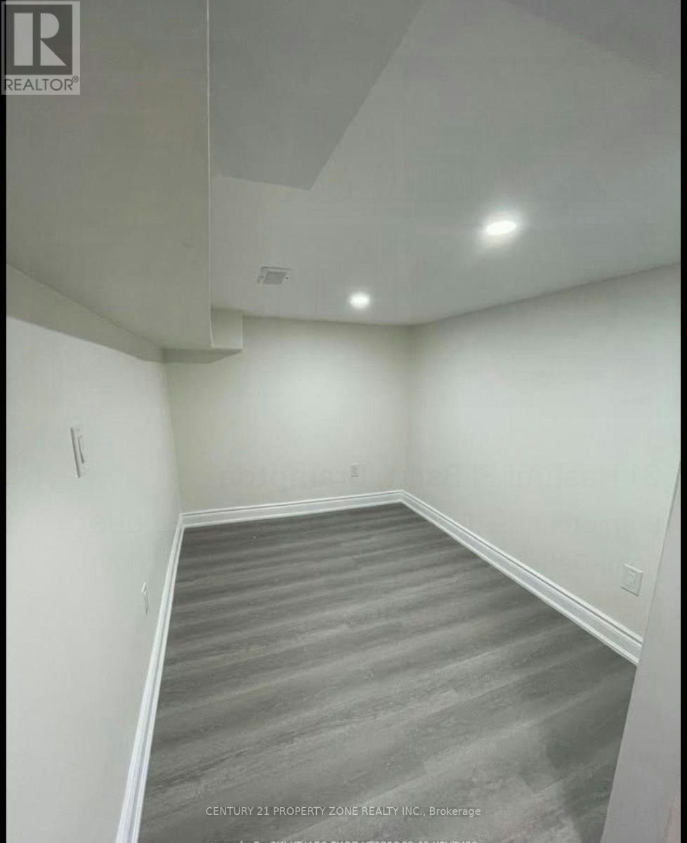 39 Hashmi Place, Brampton, ON, L6Y 6K1 - 5