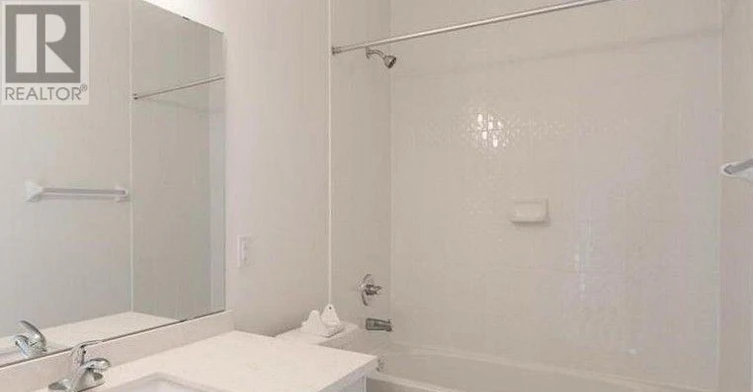 39 Hashmi Place, Brampton, ON, L6Y 6K1 - 6