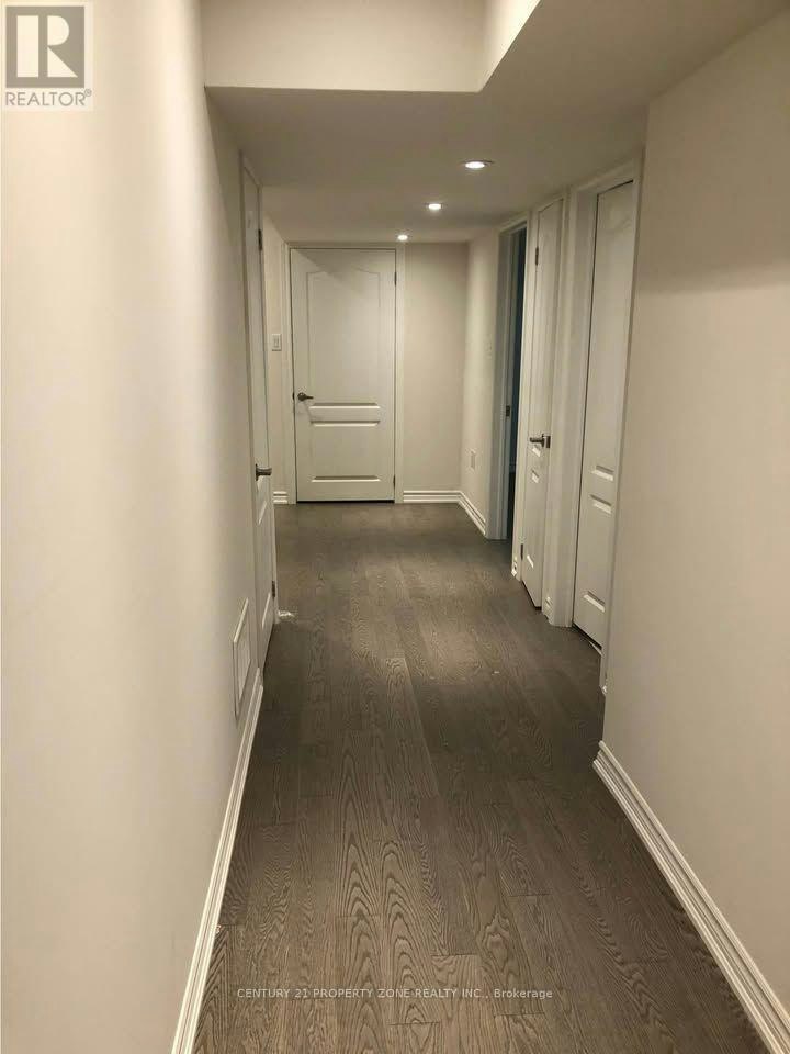 39 Hashmi Place, Brampton, ON, L6Y 6K1 - 9