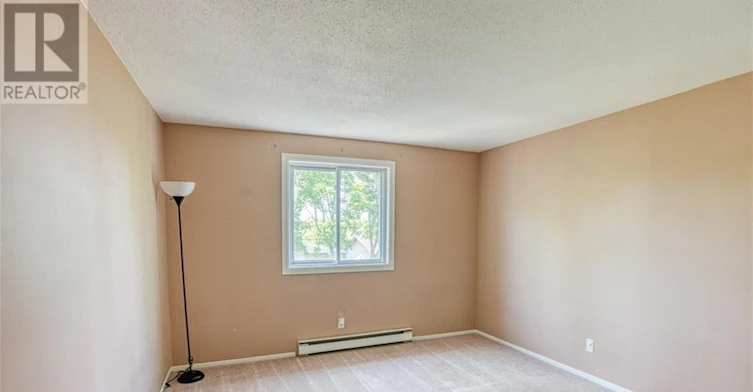 6-160 Fenerty Court, Ottawa, ON, K2L 3A7 - 10