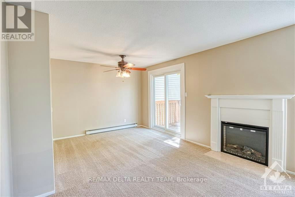 6-160 Fenerty Court, Ottawa, ON, K2L 3A7 3