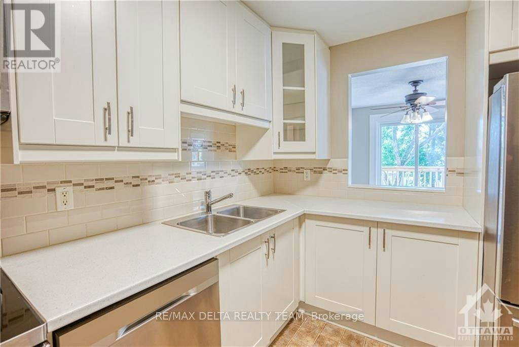 6-160 Fenerty Court, Ottawa, ON, K2L 3A7 - 7