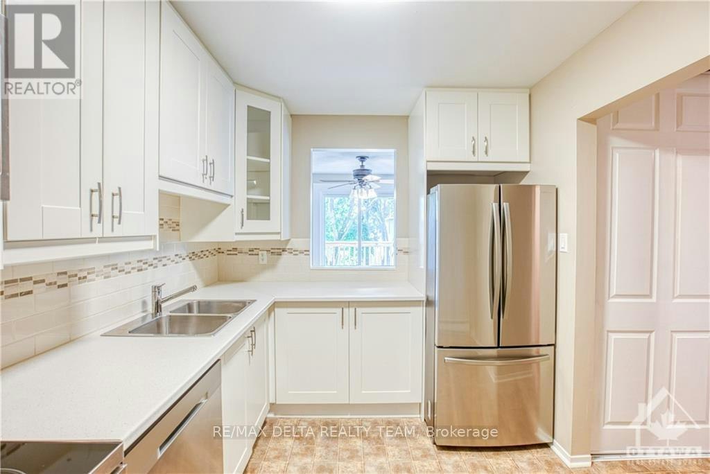6-160 Fenerty Court, Ottawa, ON, K2L 3A7 - 6