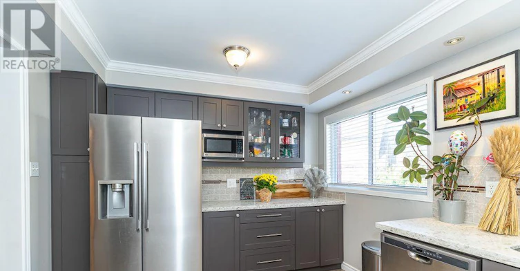28 Rumi Crescent, Toronto, ON, M4A 2X6 - 18