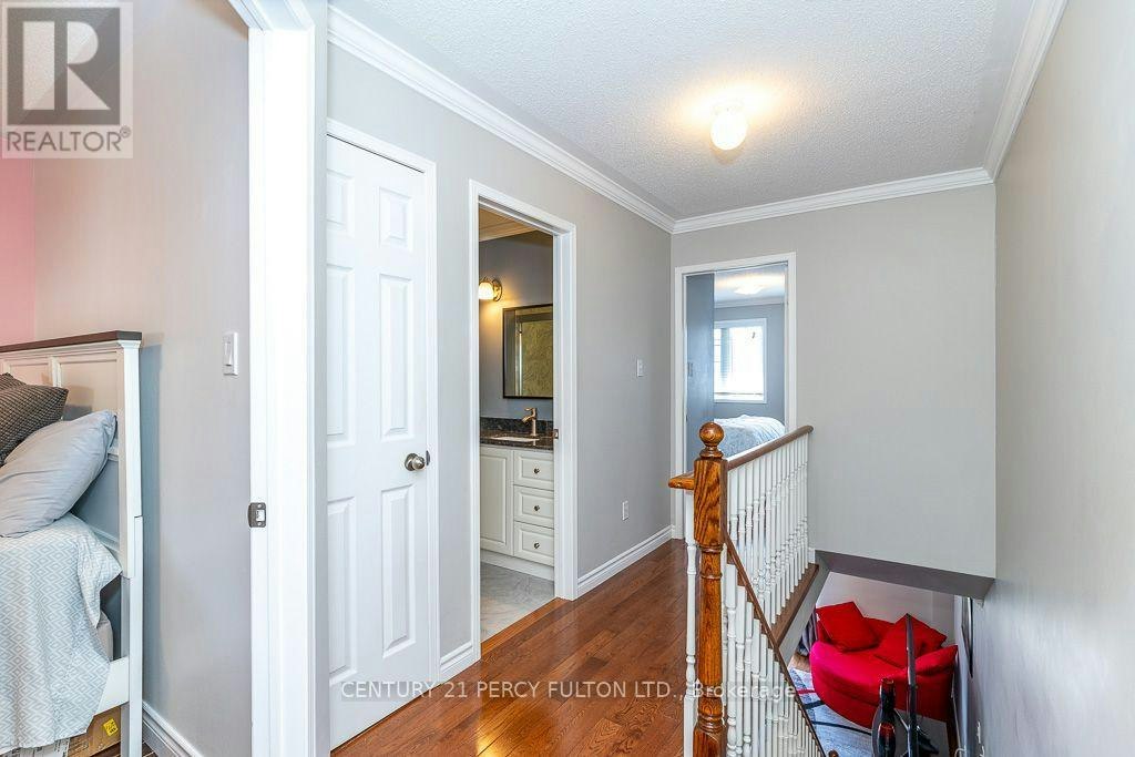 28 Rumi Crescent, Toronto, ON, M4A 2X6 - 27