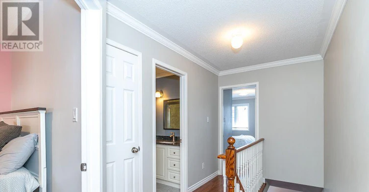 28 Rumi Crescent, Toronto, ON, M4A 2X6 - 27