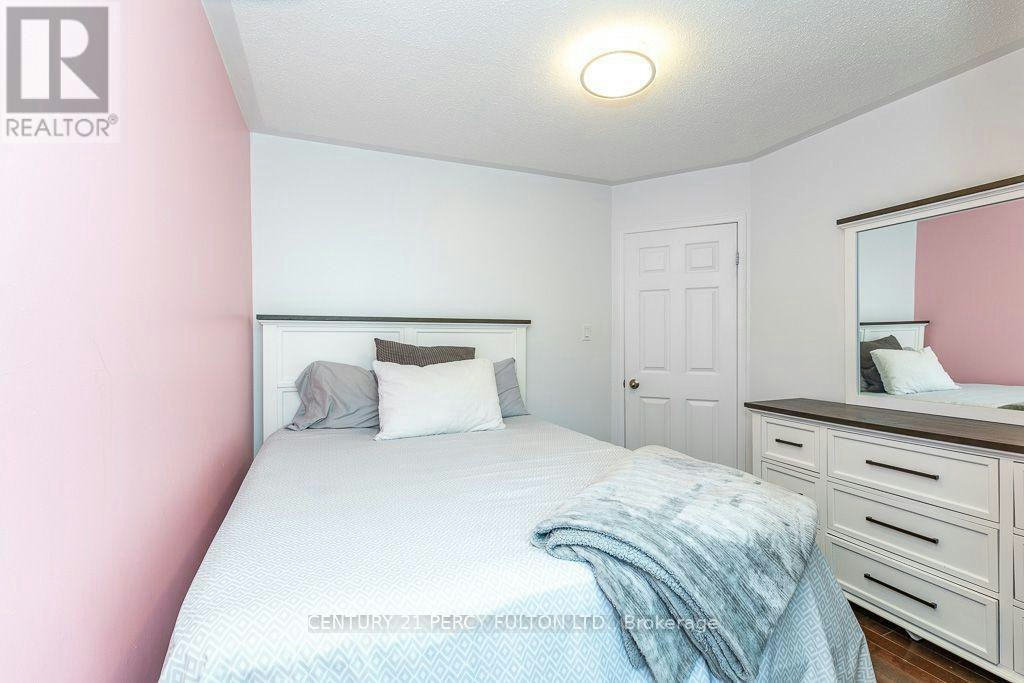 28 Rumi Crescent, Toronto, ON, M4A 2X6 - 32