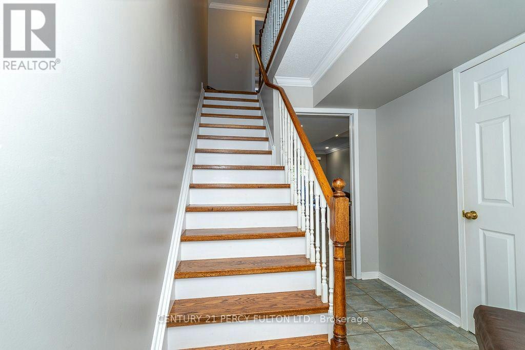 28 Rumi Crescent, Toronto, ON, M4A 2X6 - 12