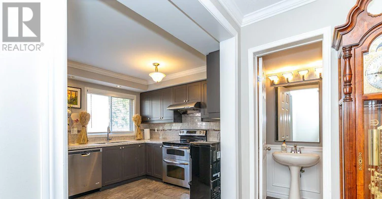28 Rumi Crescent, Toronto, ON, M4A 2X6 - 19