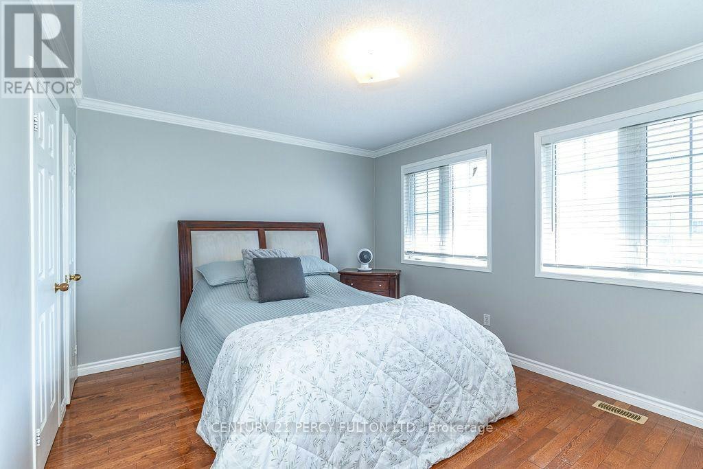 28 Rumi Crescent, Toronto, ON, M4A 2X6 - 28