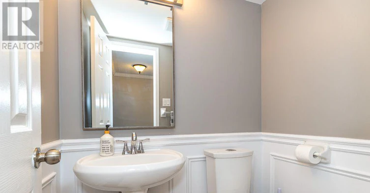 28 Rumi Crescent, Toronto, ON, M4A 2X6 - 20