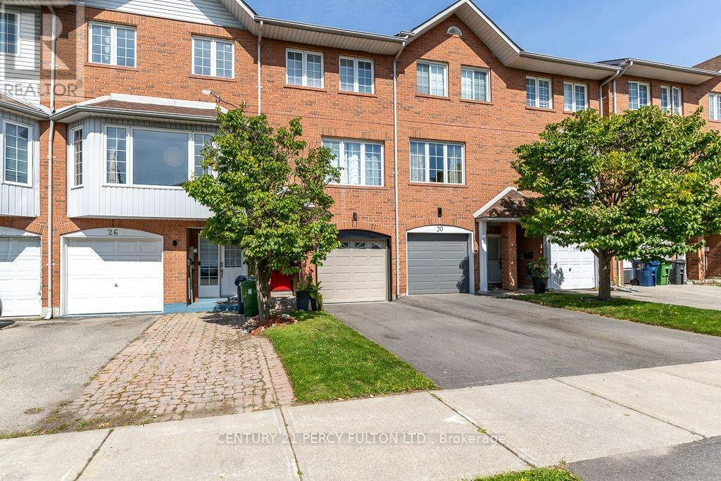 28 Rumi Crescent, Toronto, ON, M4A 2X6 - 3