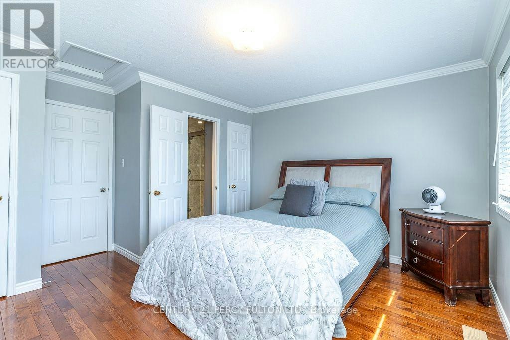 28 Rumi Crescent, Toronto, ON, M4A 2X6 - 29
