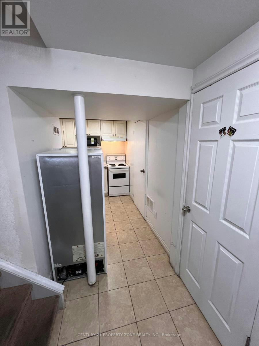 BASEMENT-6 Roehampton Crescent W, Brampton, ON, L6Y 2R4 5