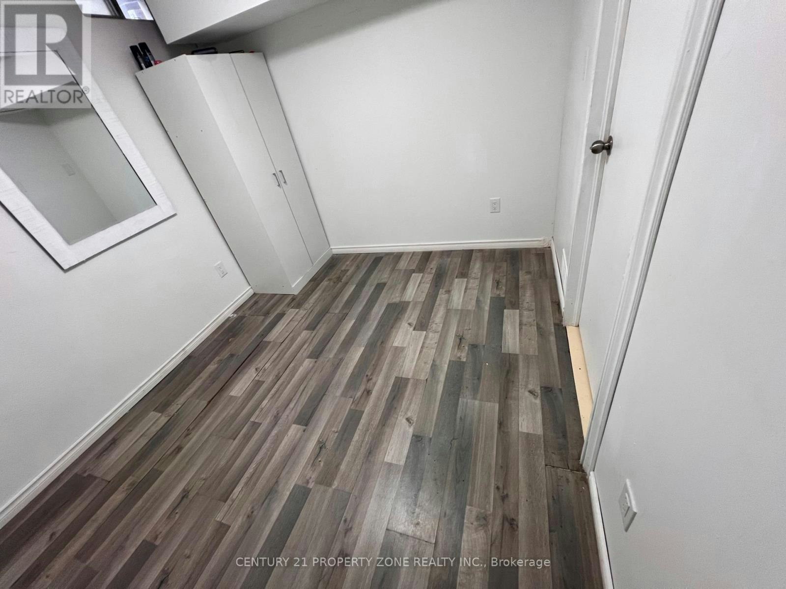 6 Roehampton Crescent W, Brampton, ON, L6Y 2R4 - 3