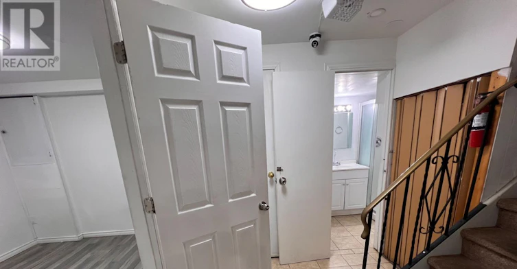 6 Roehampton Crescent W, Brampton, ON, L6Y 2R4 - 6