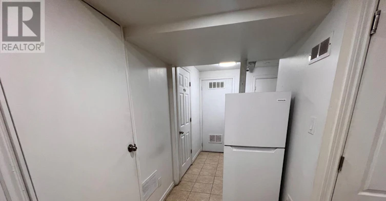 6 Roehampton Crescent W, Brampton, ON, L6Y 2R4 - 2
